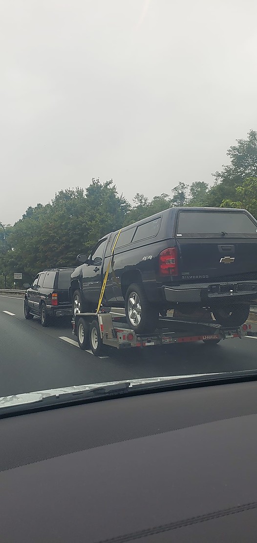 Never use one tie down strap to secure a vehicle