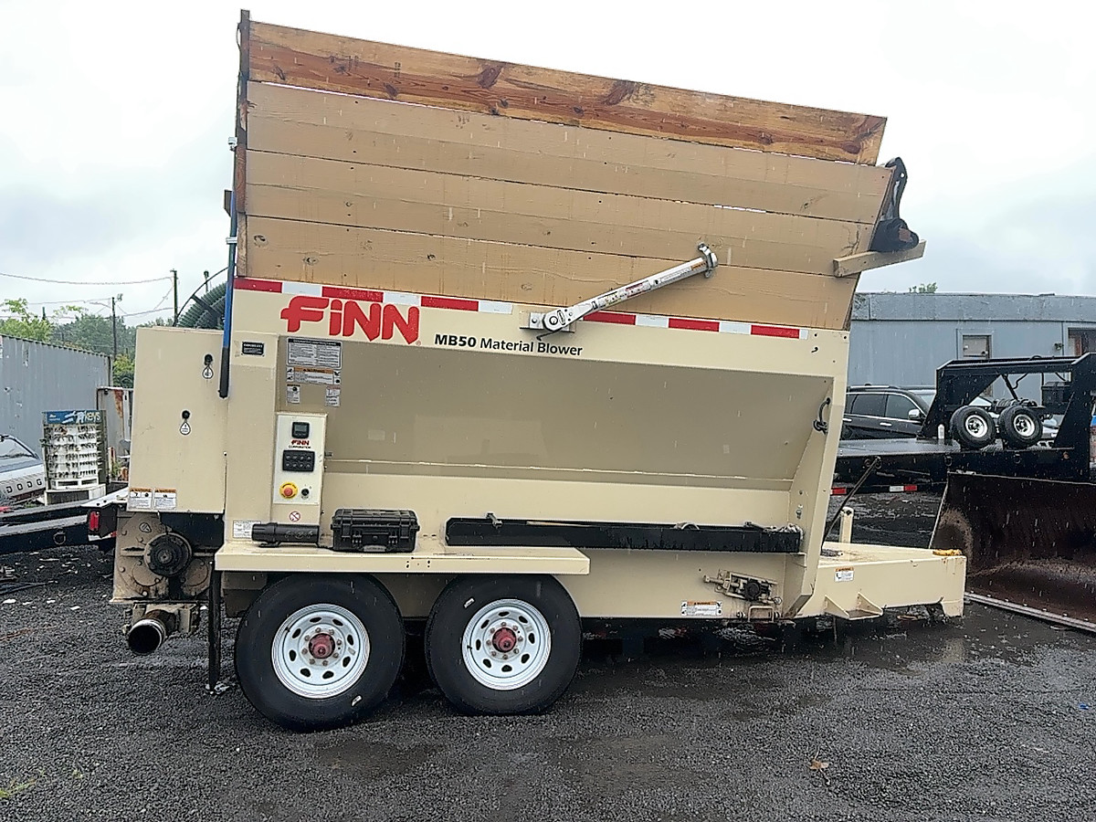 2021 FINN MB50 MULCH BLOWER NC