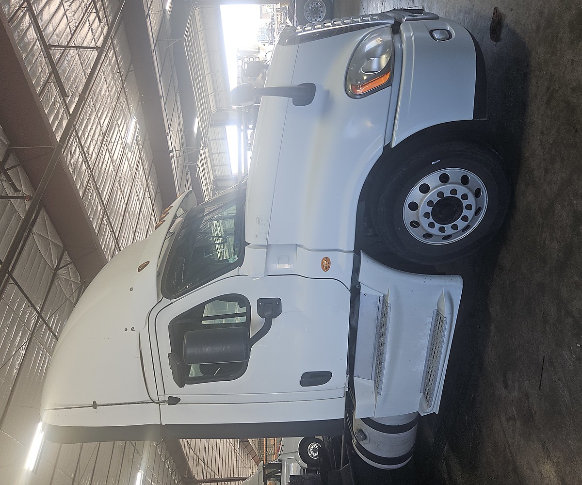 2016 FREIGHTLINER CASCADIA DAYCAB TX