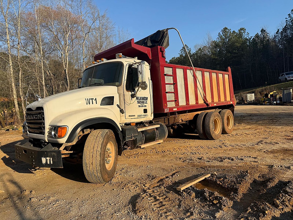 2006 MACK GRANITE CV713 GA