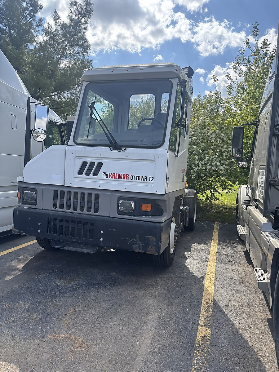 2022 OTTAWA T2 YARD SPOTTER IL