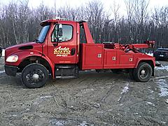 2005 FREIGHTLINER M2 106 WRECKER Hermon ME